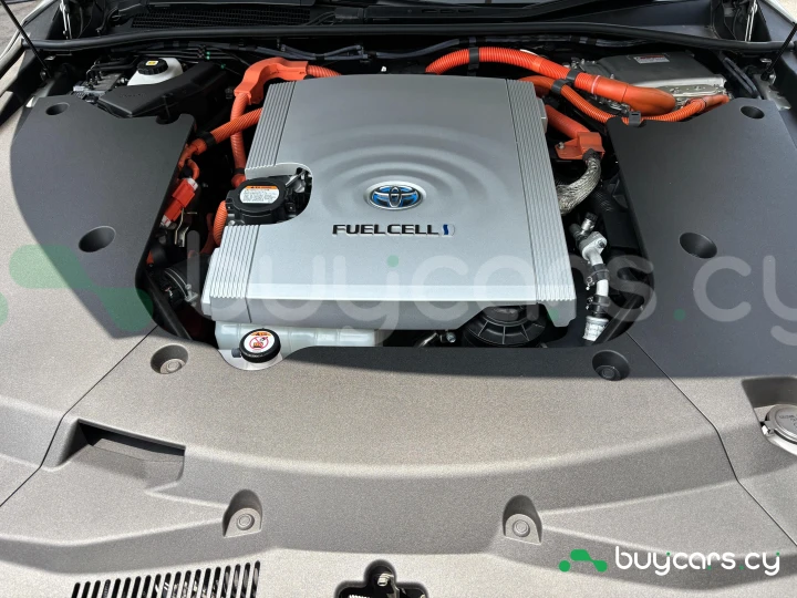Toyota Mirai Серый