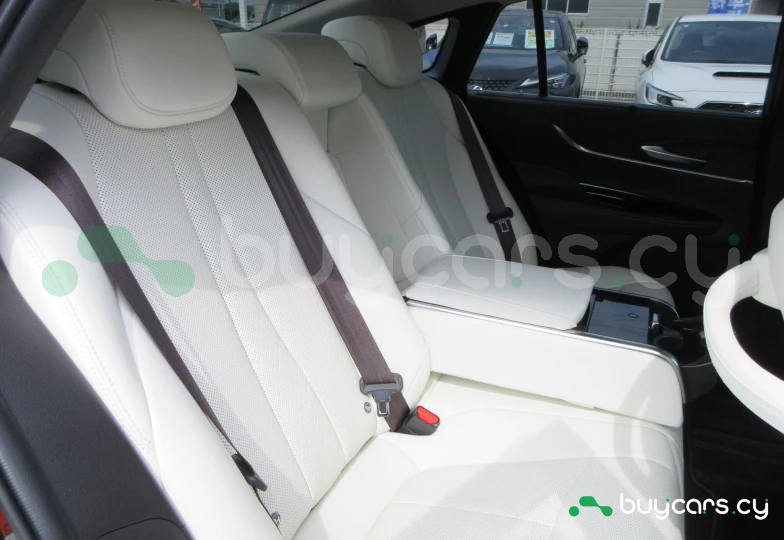 Toyota Mirai Черный