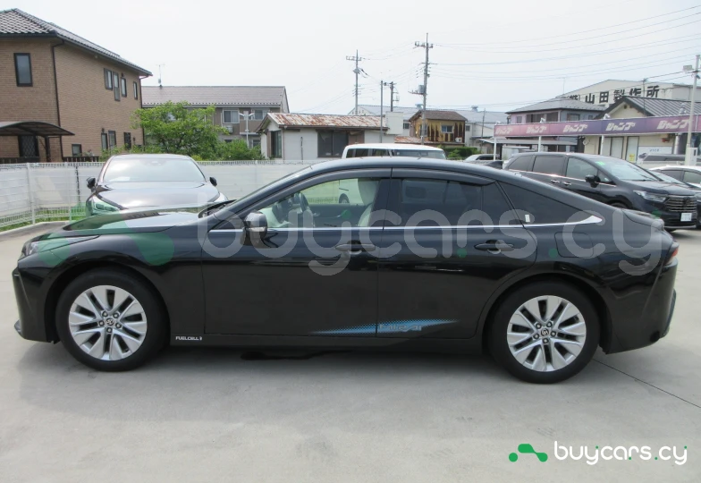 Toyota Mirai Черный