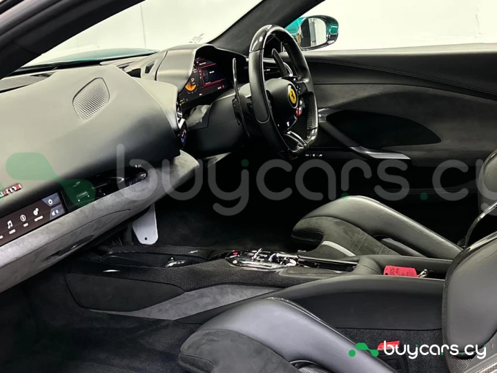 Ferrari 296 GTB Зеленый