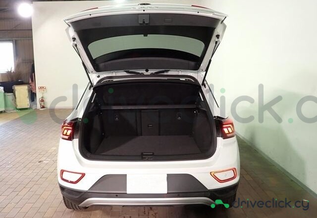 Volkswagen T-Roc White
