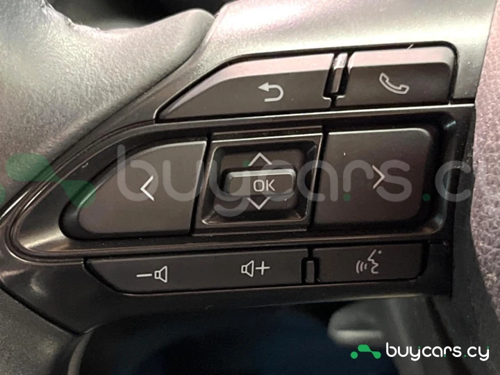 Toyota Yaris Cross Белый