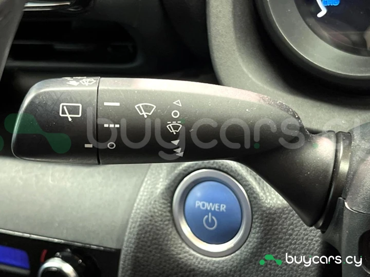 Toyota Yaris Cross Белый