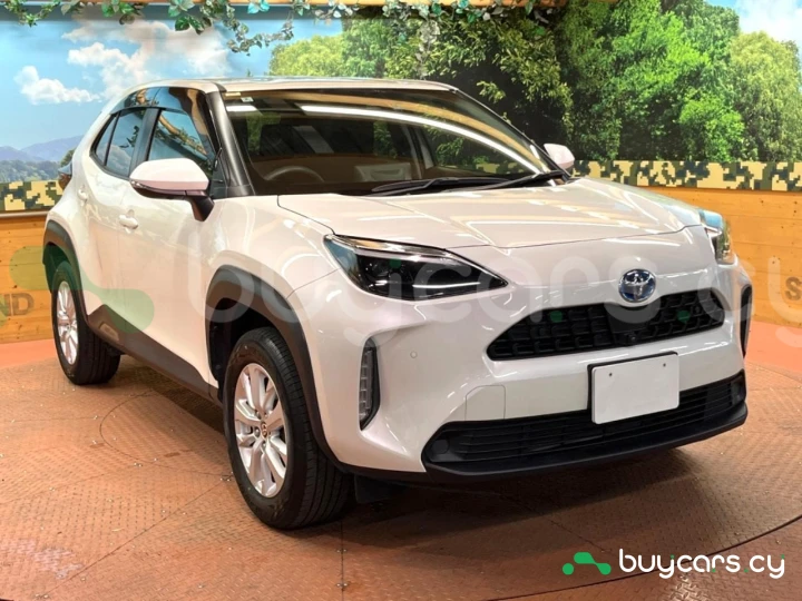 Toyota Yaris Cross Белый