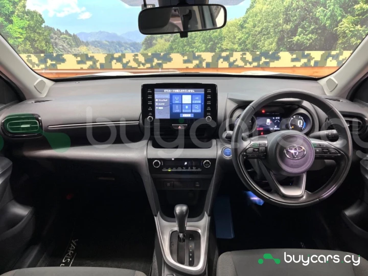 Toyota Yaris Cross Белый