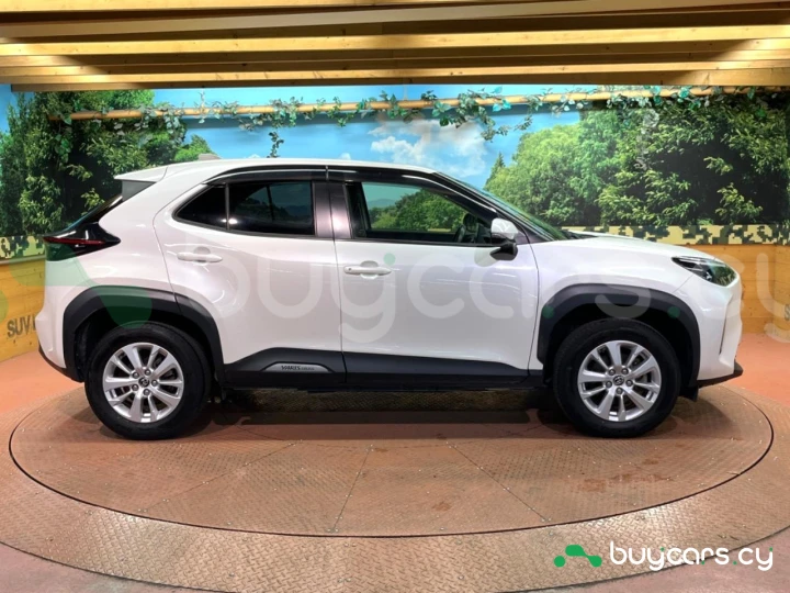 Toyota Yaris Cross Белый