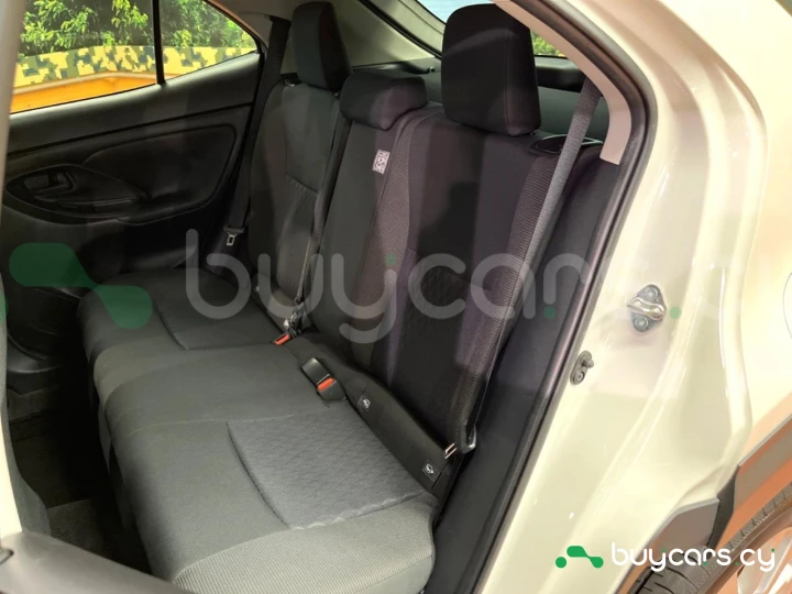 Toyota Yaris Cross Белый