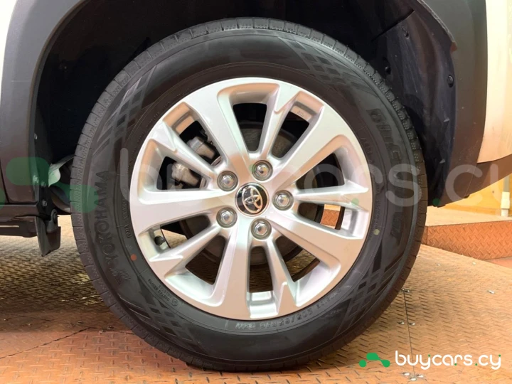 Toyota Yaris Cross Белый