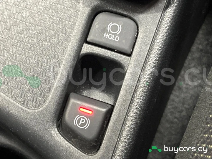 Toyota Yaris Cross Белый