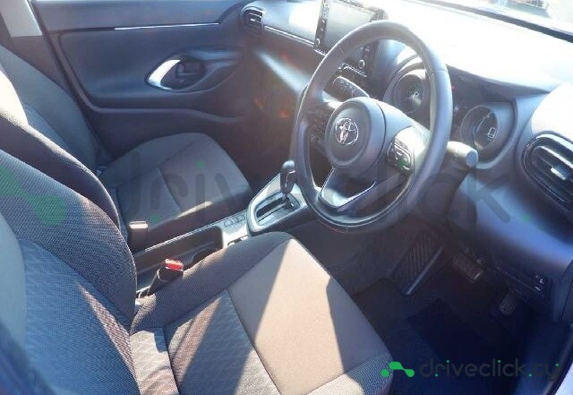 Toyota Yaris Cross Белый