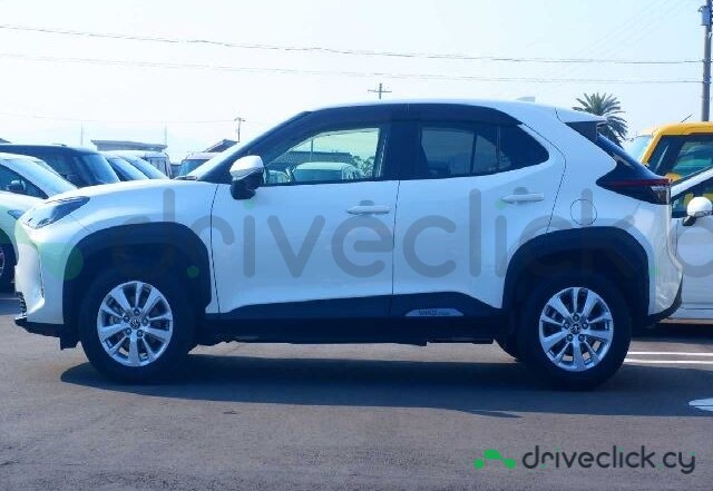 Toyota Yaris Cross Белый