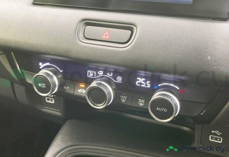 Honda Vezel Серый