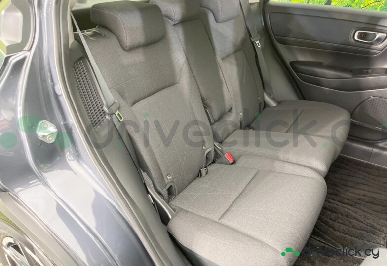 Honda Vezel Серый