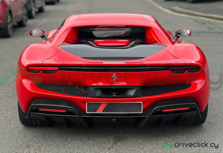 Ferrari 296 GTB Красный