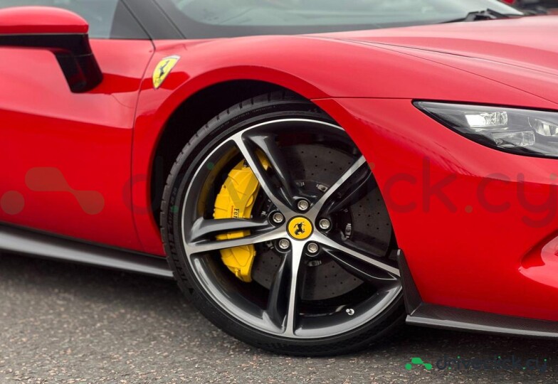 Ferrari 296 GTB Красный