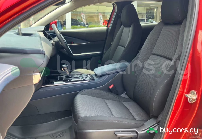 Mazda CX-30 Красный