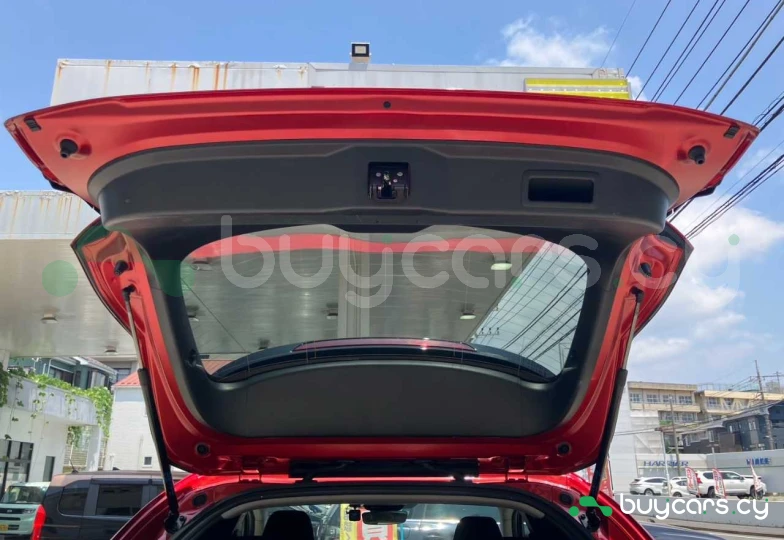 Mazda CX-30 Красный