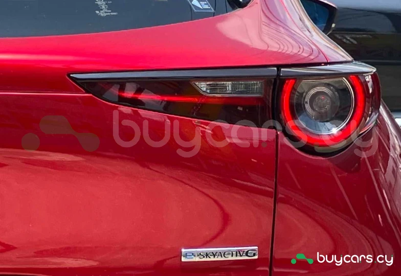 Mazda CX-30 Красный