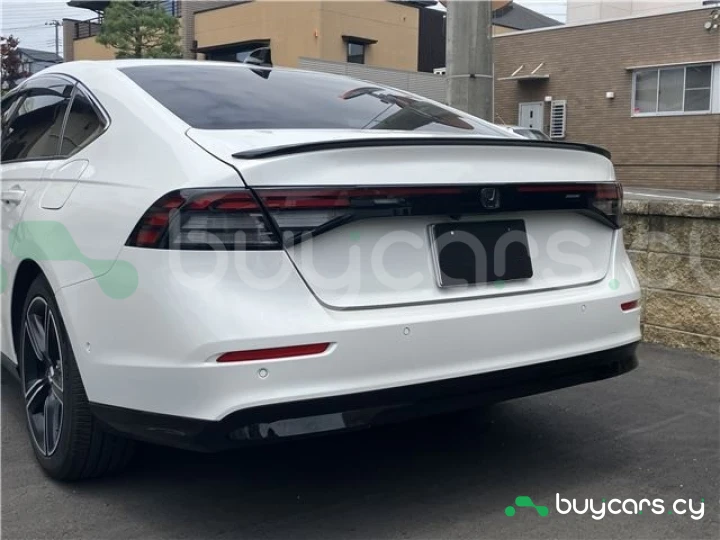 Honda Accord Белый