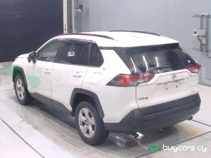 Toyota RAV4 Белый