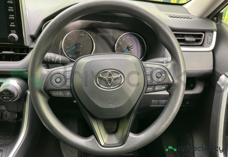 Toyota RAV4 Черный