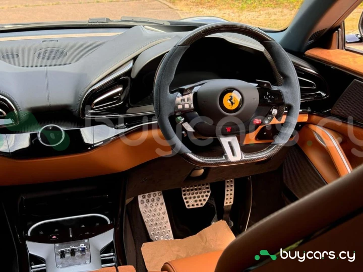 Ferrari Purosangue Синий