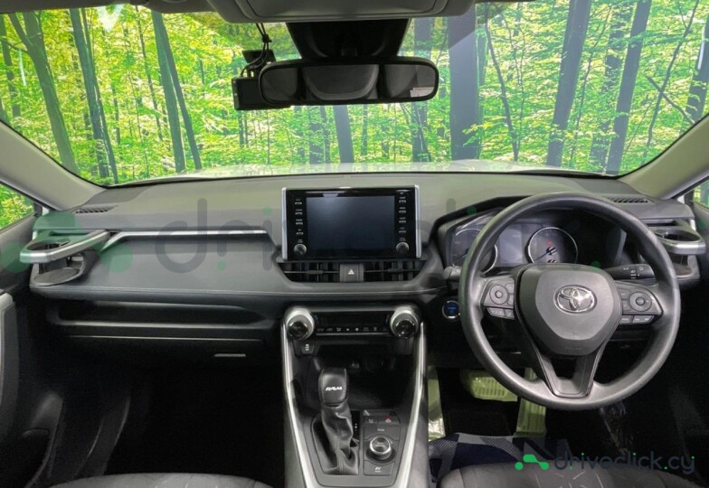Toyota RAV4 Белый