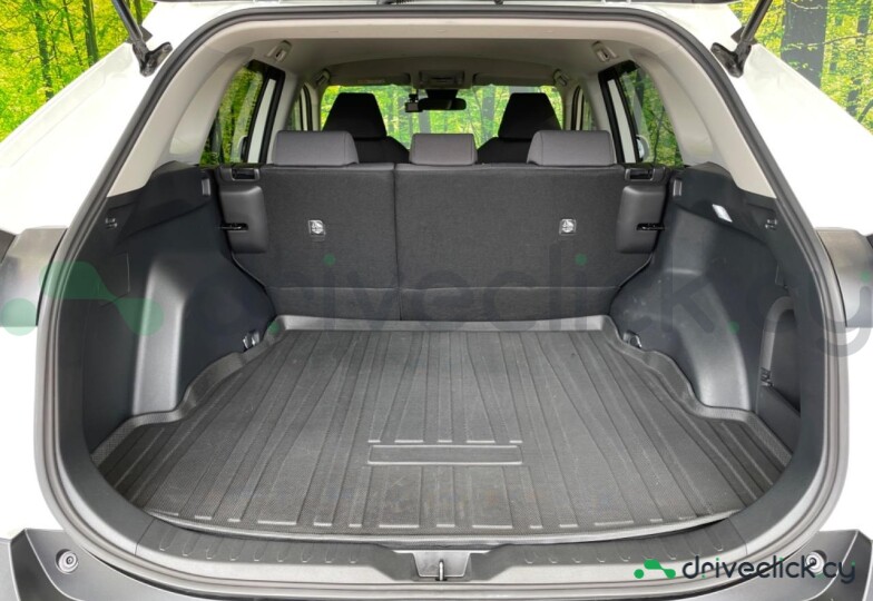 Toyota RAV4 Белый