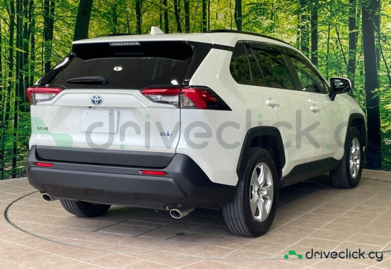 Toyota RAV4 Белый