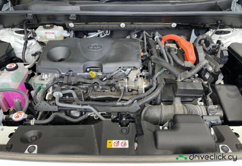 Toyota RAV4 Белый