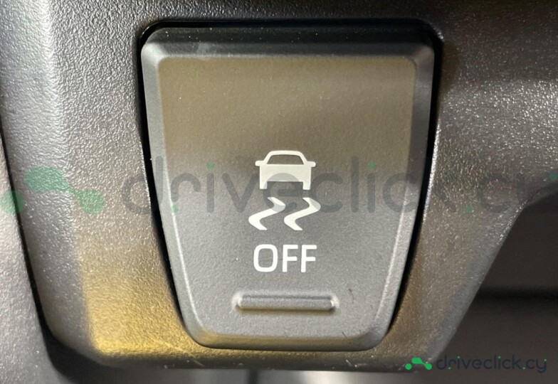 Toyota RAV4 Белый