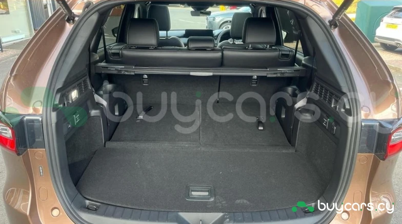 Mazda CX-80 Коричневый