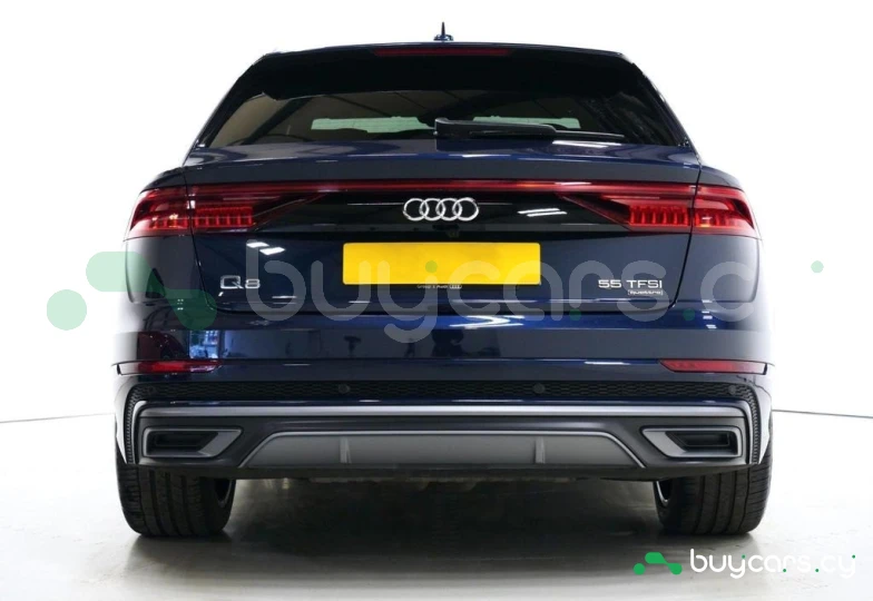 Audi Q8 Blue