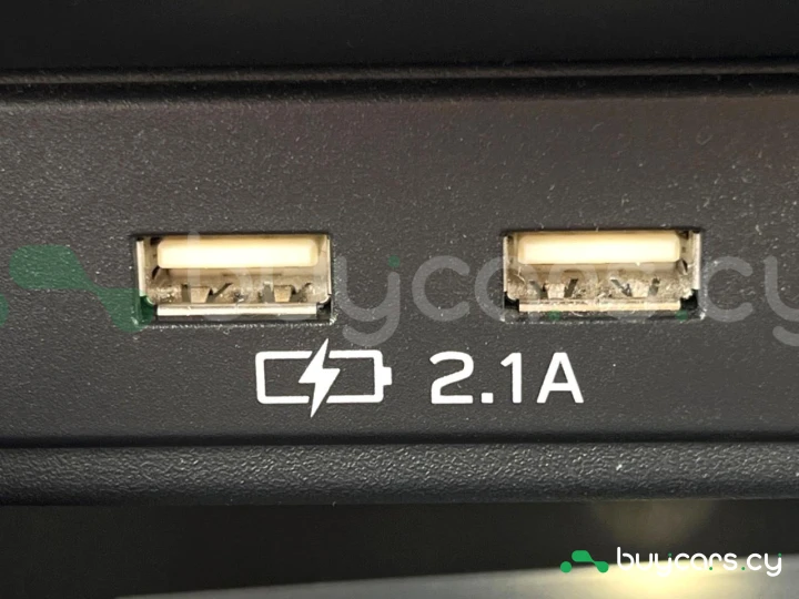 Subaru WRX Красный