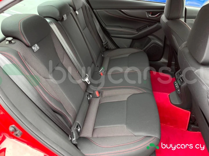 Subaru WRX Красный