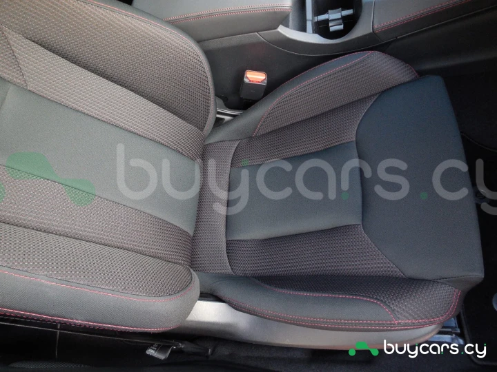 Subaru WRX Серый