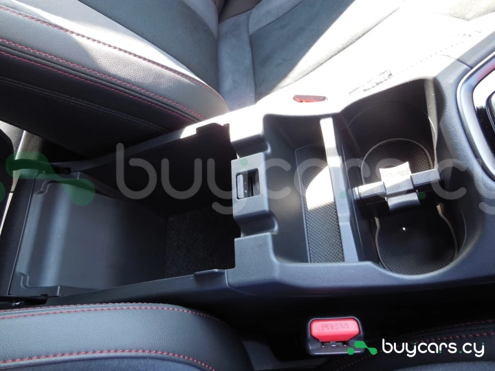 Subaru WRX Серый