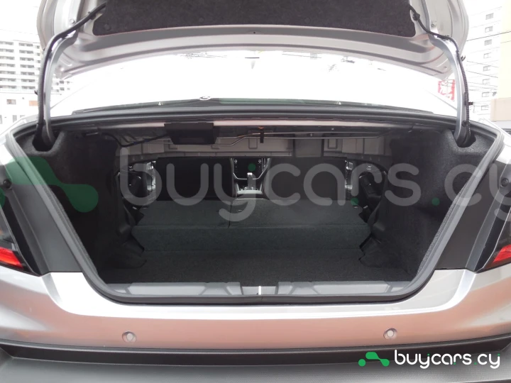 Subaru WRX Серый