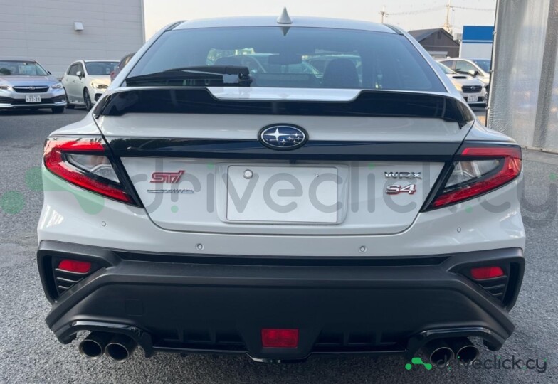 Subaru Impreza WRX Белый