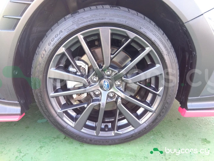 Subaru WRX Серый