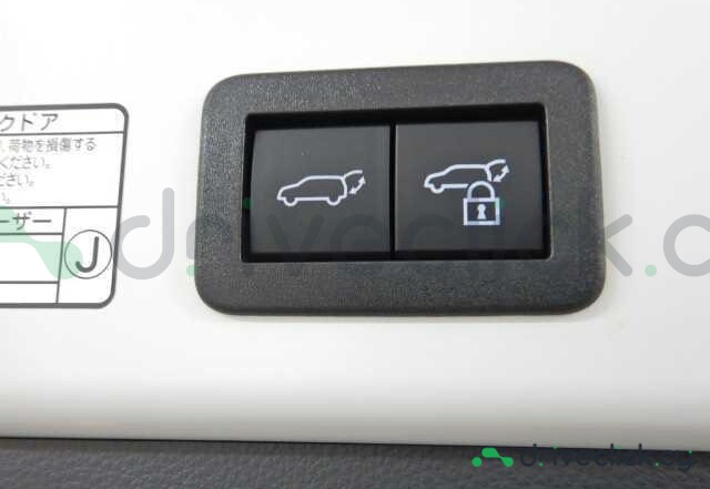 Toyota Corolla Cross White