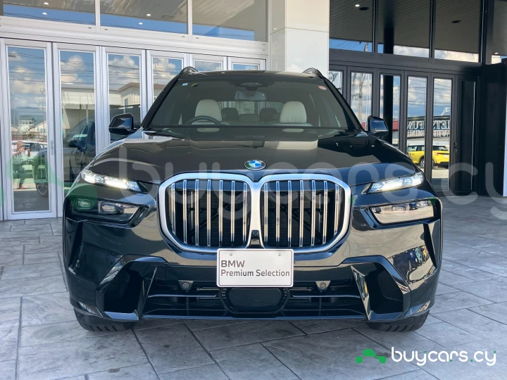 BMW X7 Черный