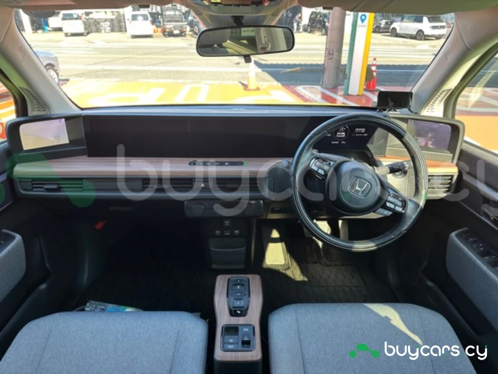 Honda e Желтый