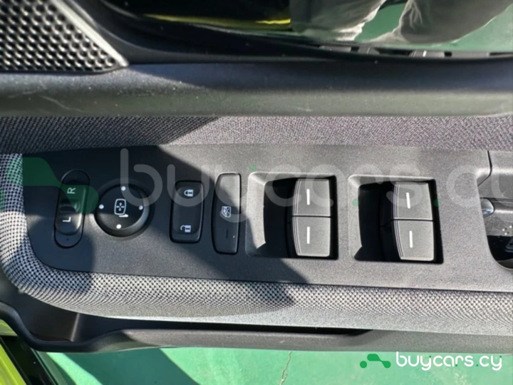 Honda e Желтый