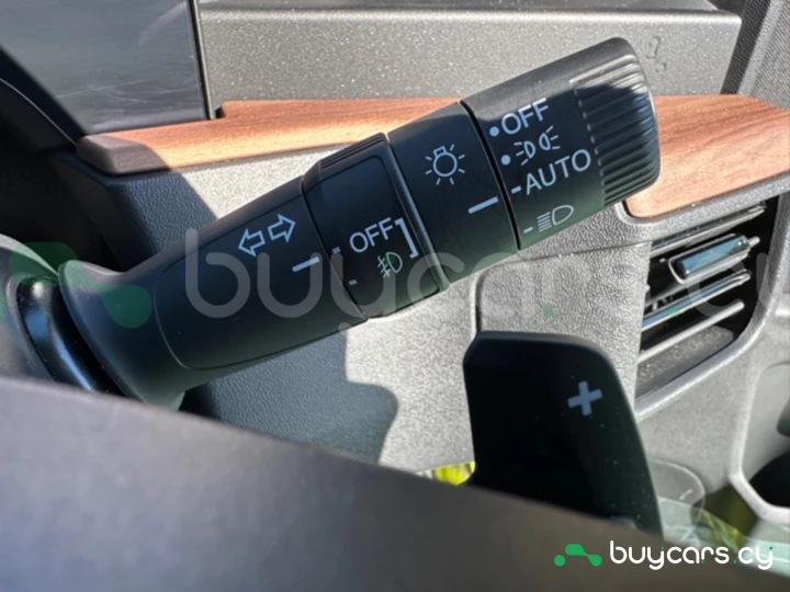 Honda e Желтый