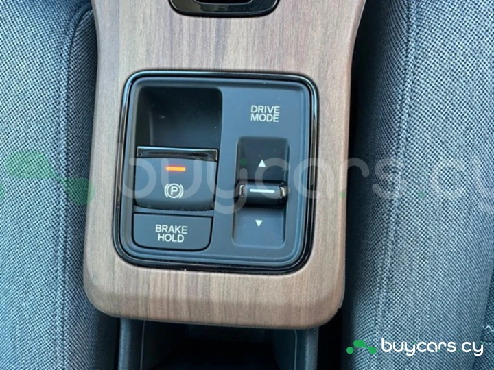 Honda e Желтый