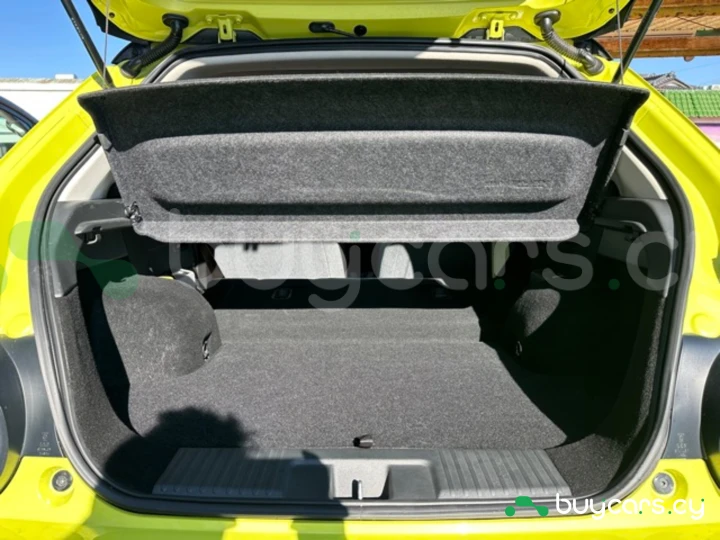 Honda e Желтый