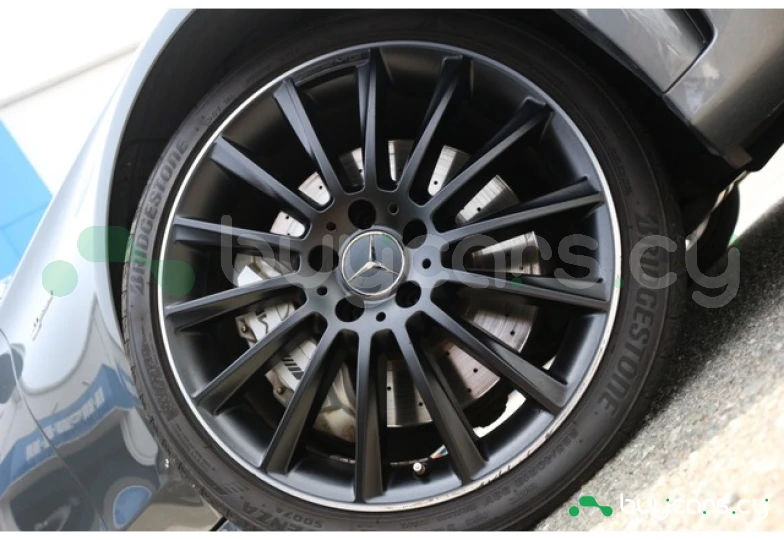 Mercedes C-class Grey