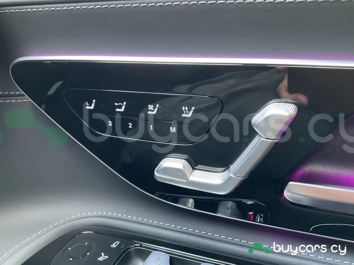 Mercedes SL-class Красный