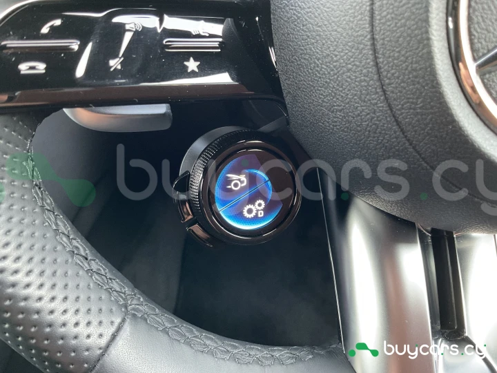 Mercedes SL-class Красный